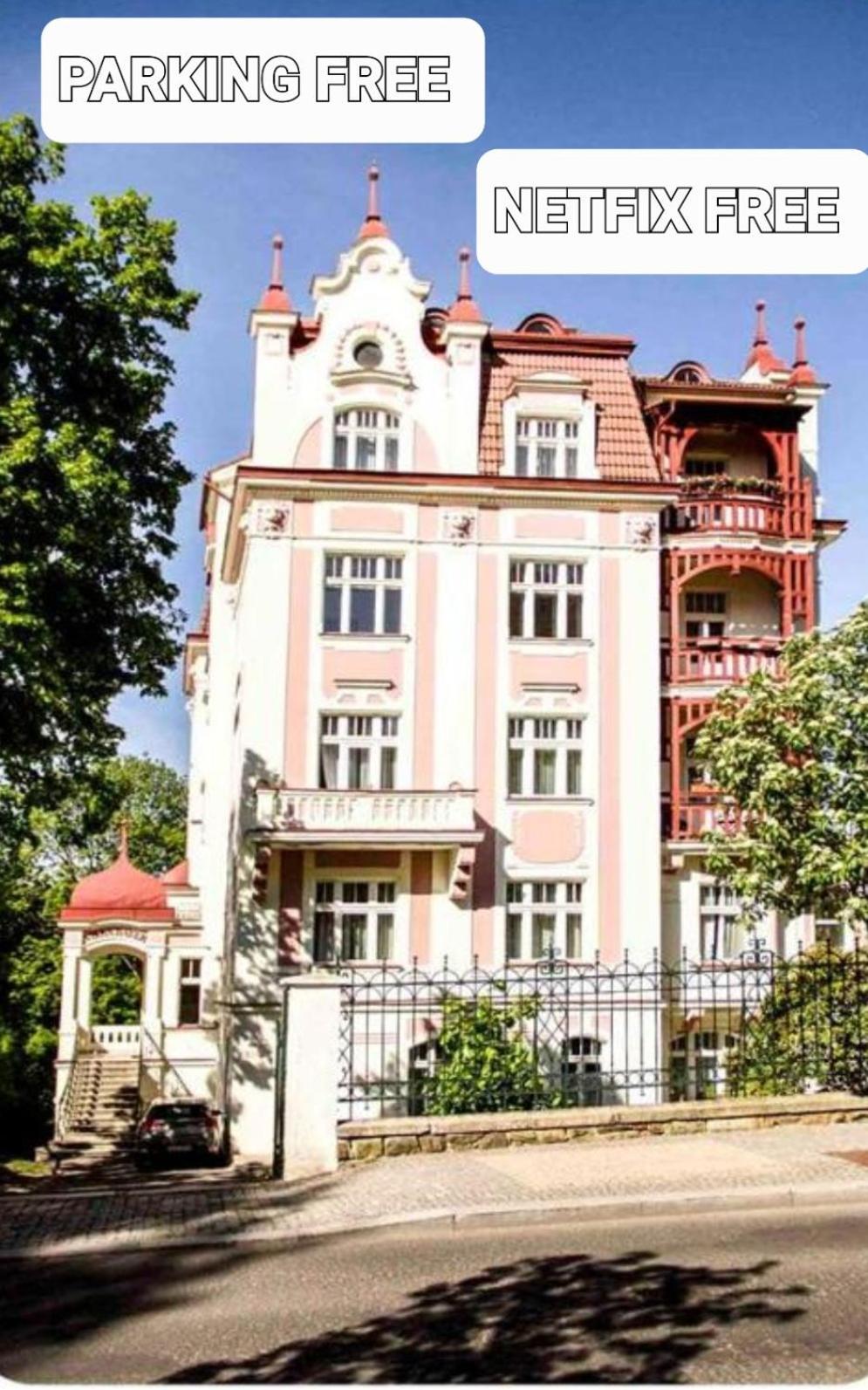 Apartman Vila Bayer การ์โลวีวารี ภายนอก รูปภาพ